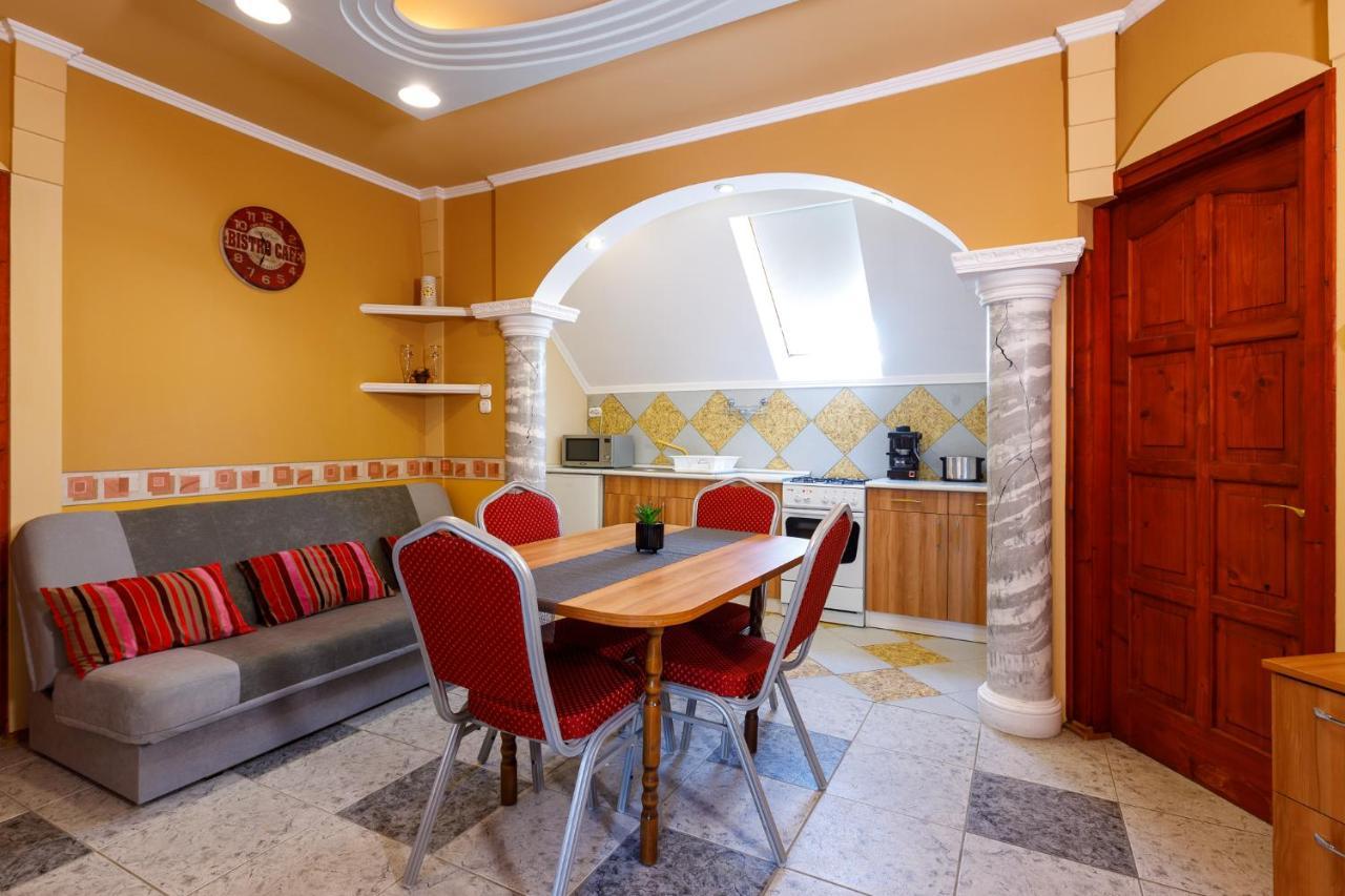 Central Apartman Gyula Dış mekan fotoğraf
