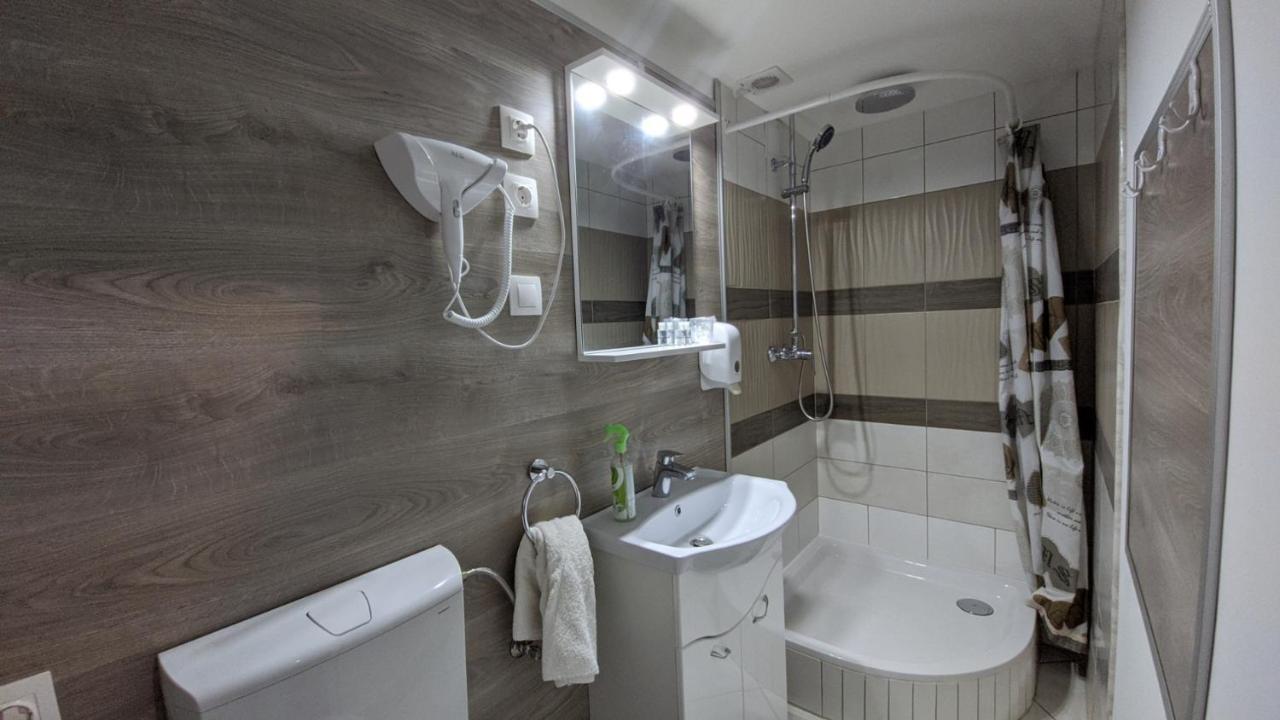 Central Apartman Gyula Dış mekan fotoğraf
