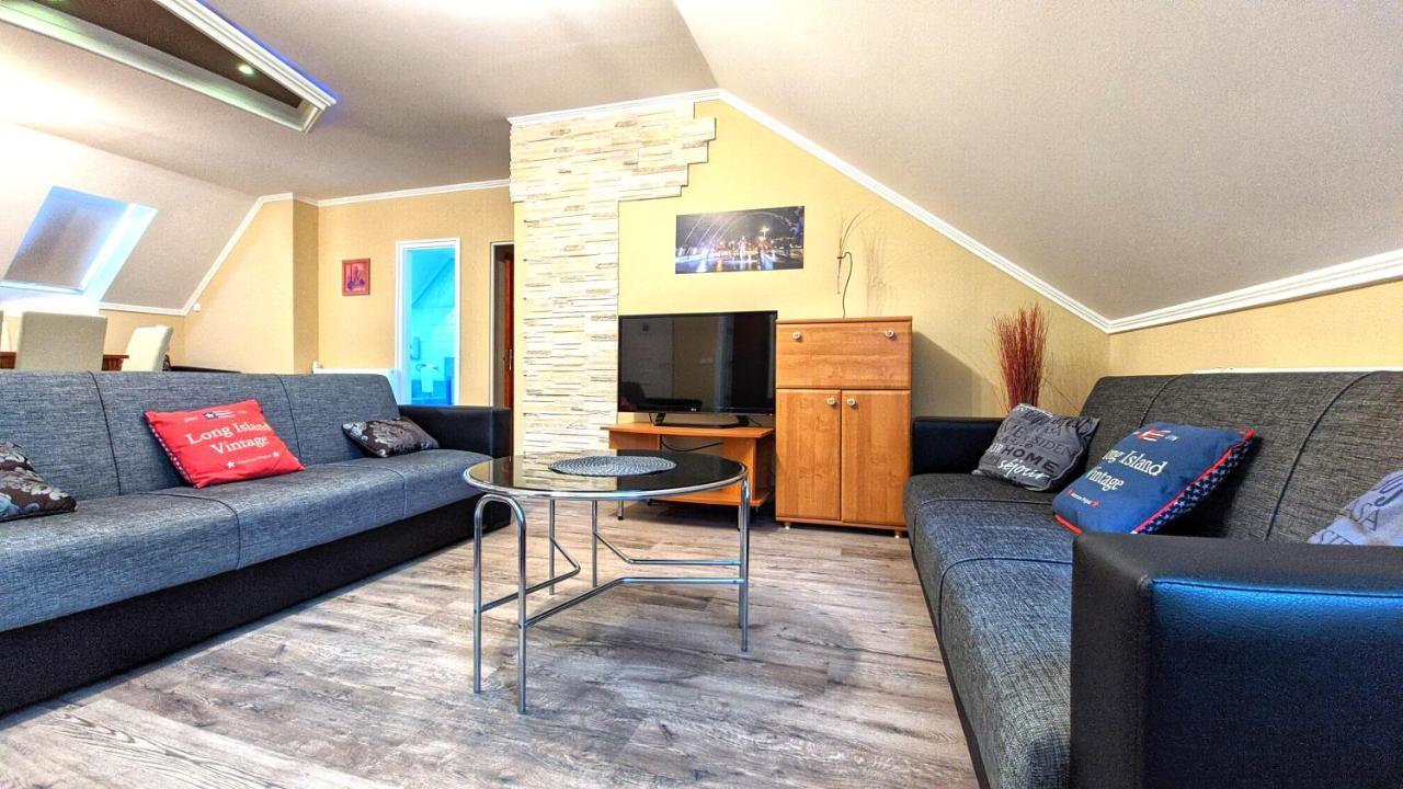 Central Apartman Gyula Dış mekan fotoğraf