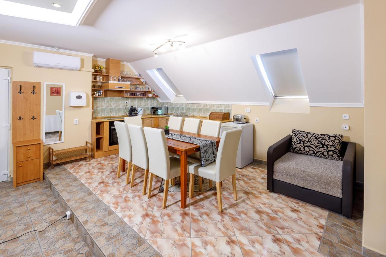 Central Apartman Gyula Dış mekan fotoğraf