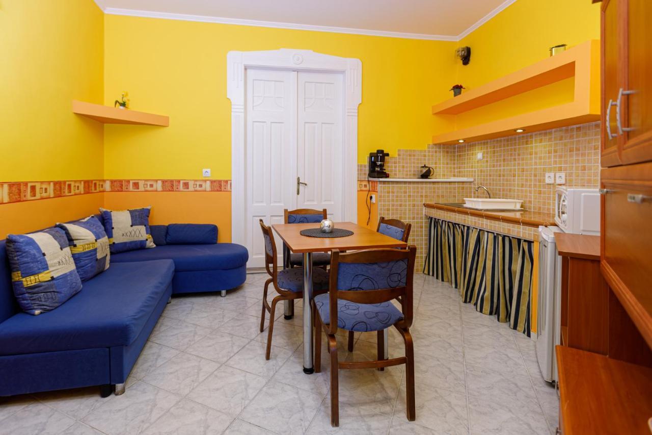 Central Apartman Gyula Dış mekan fotoğraf