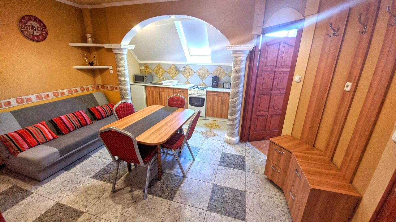 Central Apartman Gyula Dış mekan fotoğraf