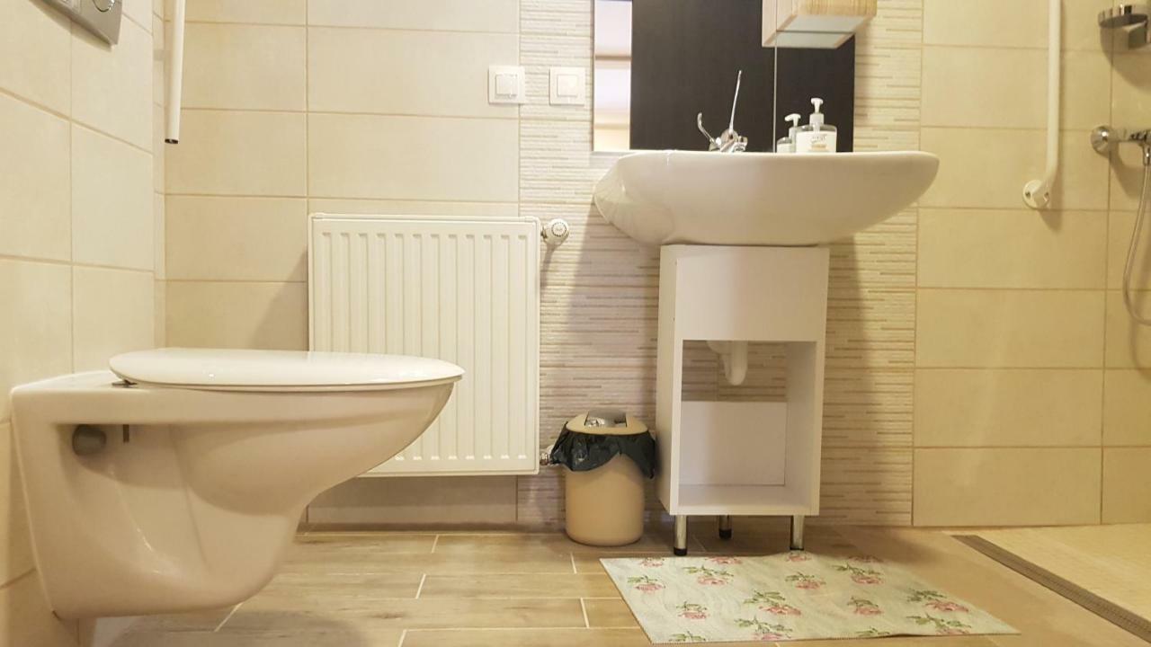 Central Apartman Gyula Dış mekan fotoğraf